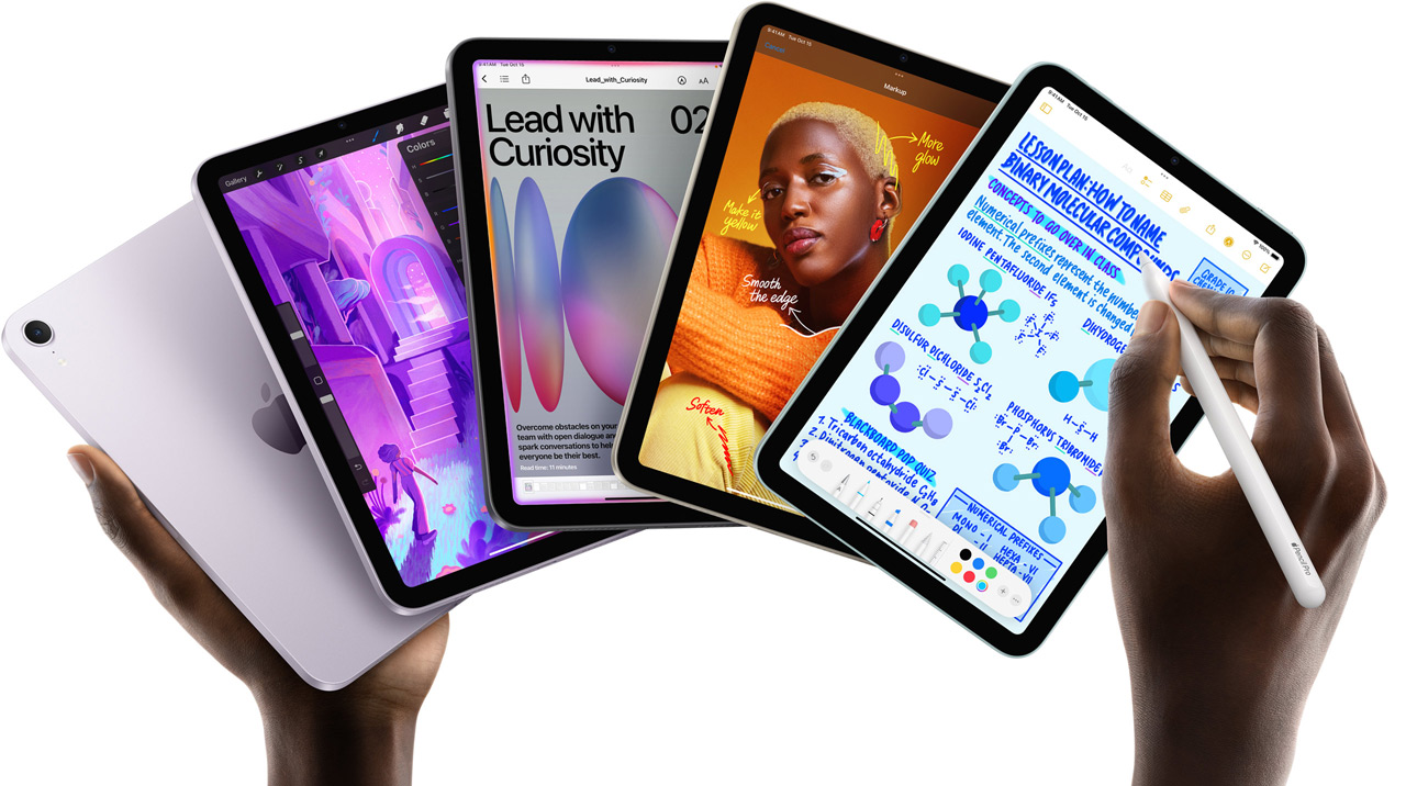 Cinco modelos iPad mini apresentados em leque numa mão. Um modelo mostra a câmara traseira e os outros quatro mostram a parte da frente. Apple Pencil Pro a ser utilizado para tomar notas.