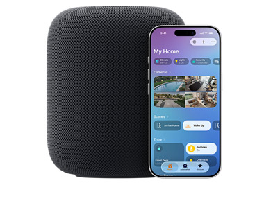 En HomePod i farven midnat med en iPhone, der viser brugerfladen Mit hjem i appen Hjem
