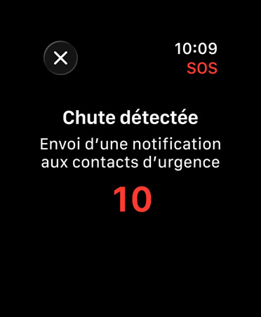Notification de détection d’une chute prévenant les contacts d’urgence