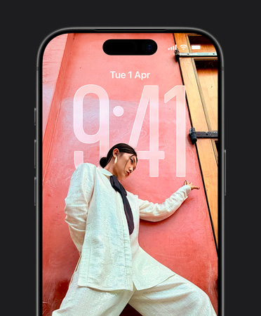 iPhone Lock Screen showing the time adapted to the Lock Screen photo