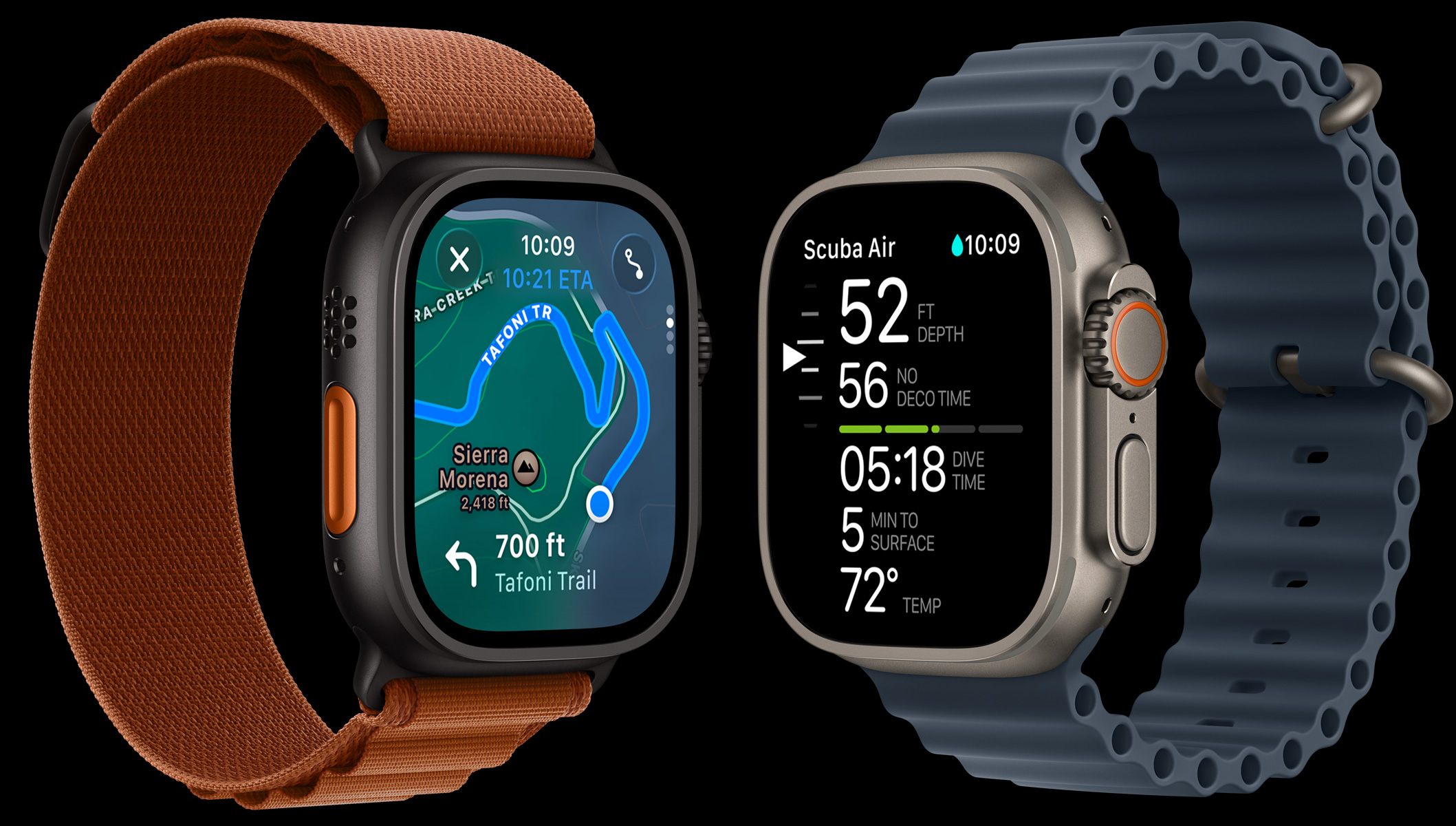 Apple Watch Ultra 3-enheder med urkasse i titanium i farverne sort og naturlig, kort over en vandrerute, målinger fra dykning og Alpine Loop-rem i terrakotta og Ocean-rem i stålblå