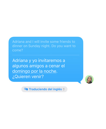 Funcionalidade Tradução em tempo real em utilização na app Mensagens, a mostrar uma tradução de inglês para espanhol